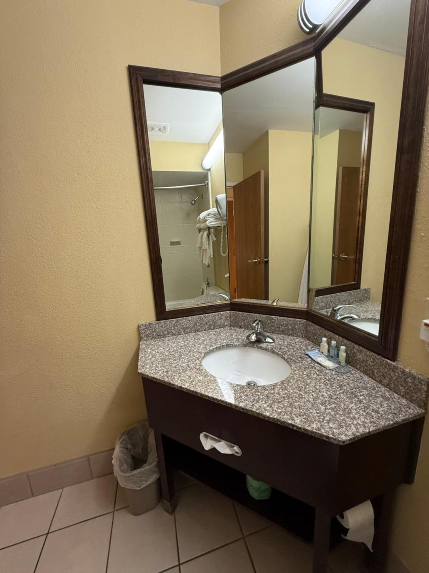 Quality Inn I-75 West Chester-North Cincinnati Ngoại thất bức ảnh